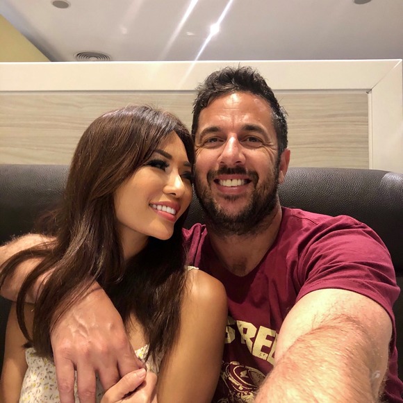 Meet your Posher, Julie - Picture 1 of 1